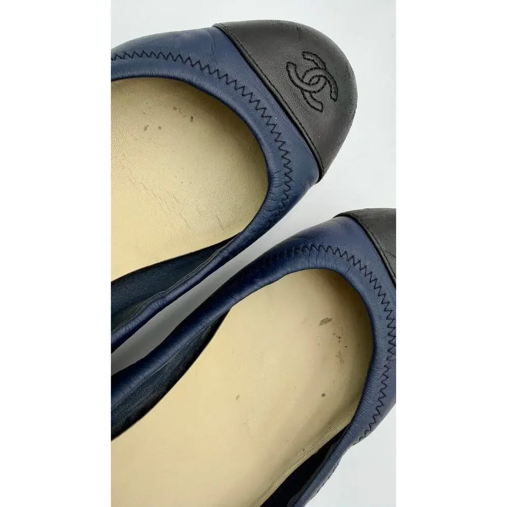 CHANEL authentic interlocking
